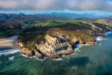 New Zealand's Golden Shores