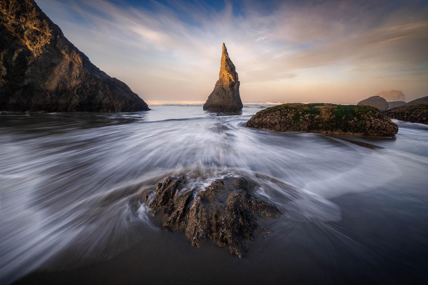 Bandon-Golden-Morning-Sea-Stacks